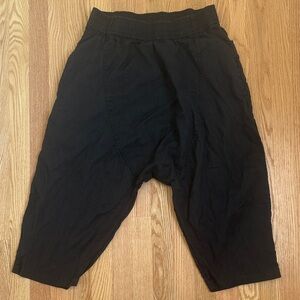 Nicholas K Weekend Shorts Linen Harem Style Black S